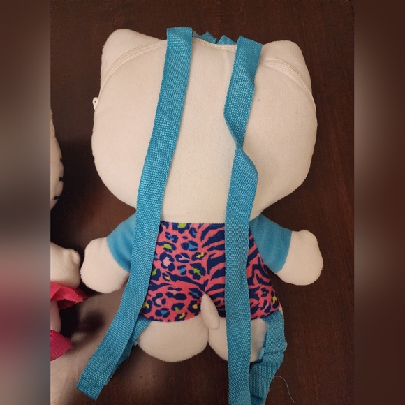 Hello Kitty Plush Backpack Pair - Picture 5 of 7